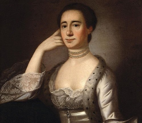why is everyone wearing chokers | History of chokers