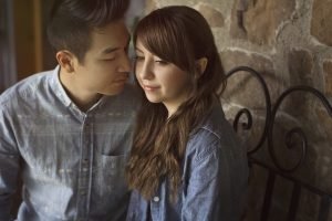 10 obvious signs a married man wants to sleep with you