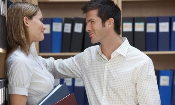 5 Real Situations When A Guy Says He Misses You 5-real-situations-when-a-guy-says-he-misses-you